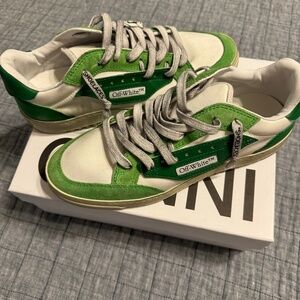Off White Sneakers NWT and Box